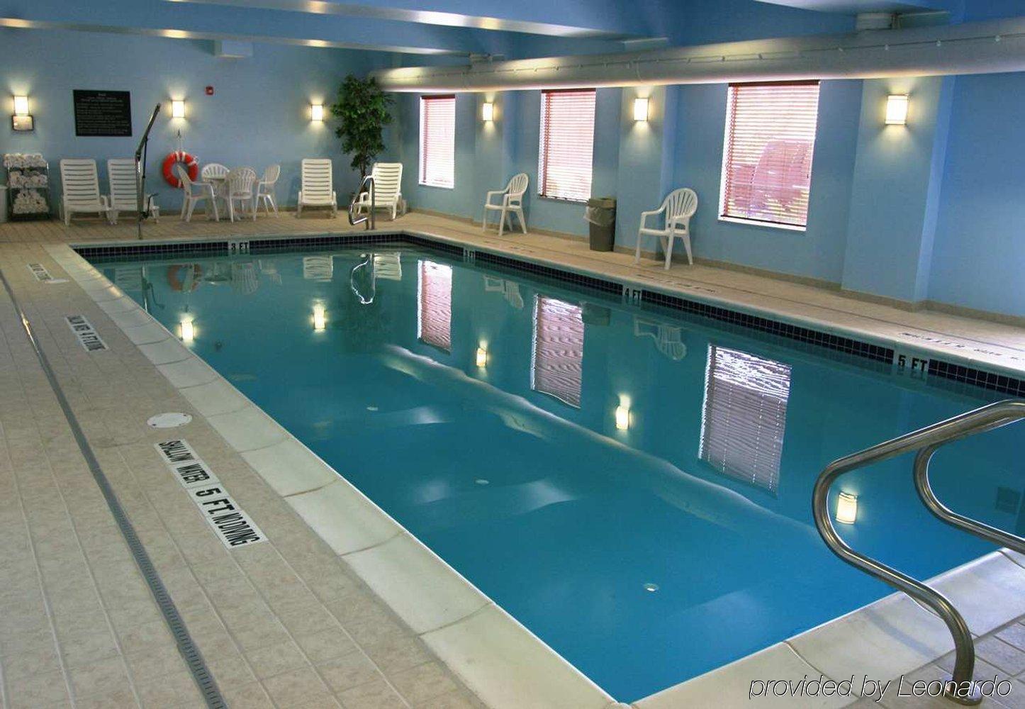 Hampton Inn Belle Vernon Facilități foto