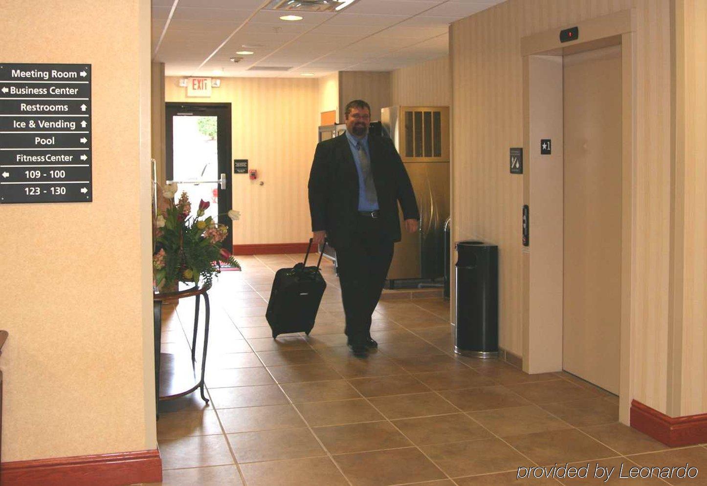 Hampton Inn Belle Vernon Interior foto